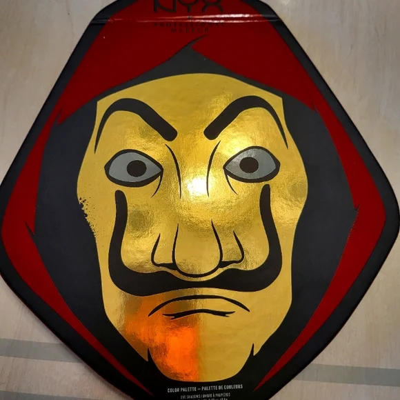 Money Heist nyx brand new palette - Picture 1 of 3